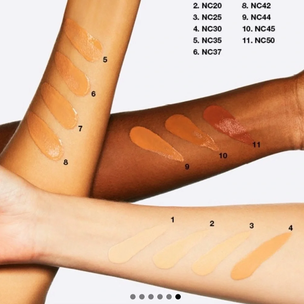 New NC35 Mac Studio Waterweight SPF 30 Foundation Brand New in Box